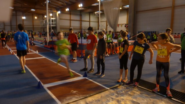 acadindoorathle19.jpg