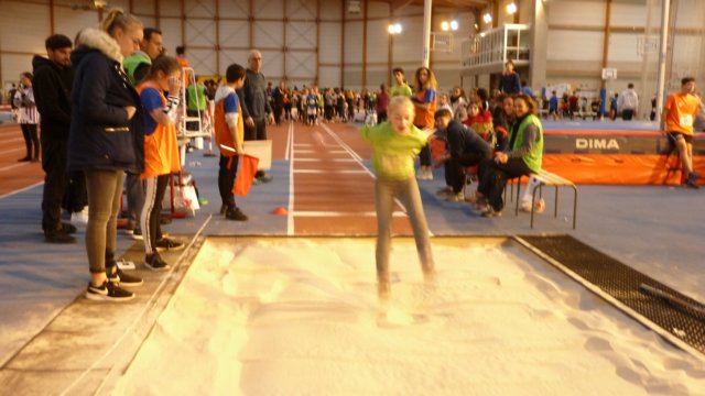 acadindoorathle64.jpg
